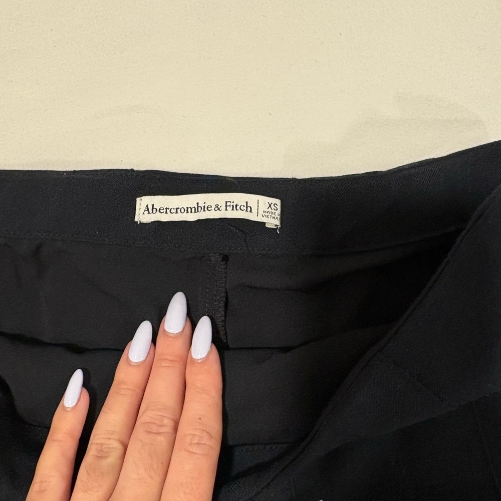 Abercrombie & Fitch Navy Women's Skort - Picture 2 of 2